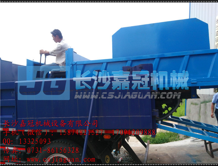 履带运输车装车图片5