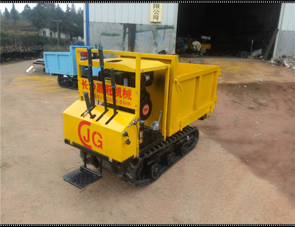 小型履带运输车